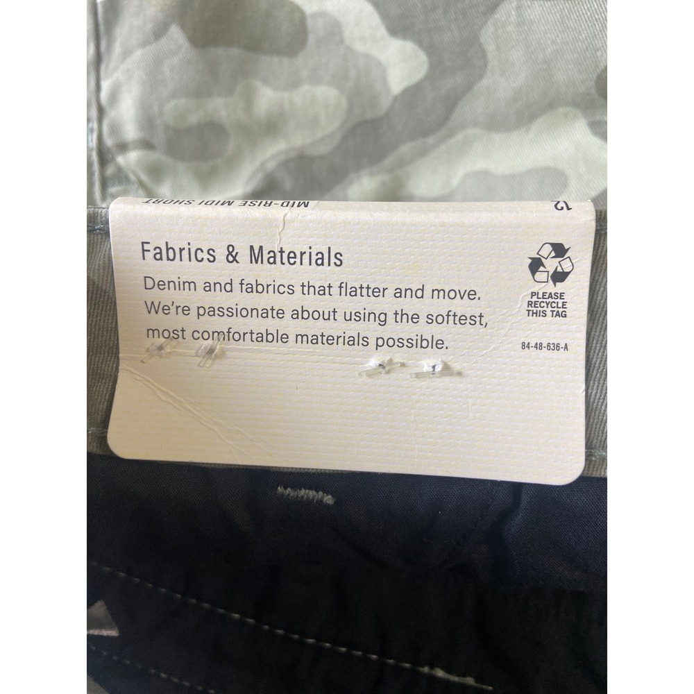 ANA A New Approach Womens Camo Mid-Rise Midi Shorts Green Camouflage Size 12 NWT - Picture 5 of 7